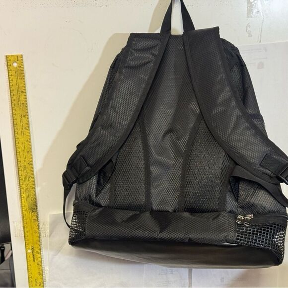 Black Backpack for basketball and other items new - Picture 6 of 6